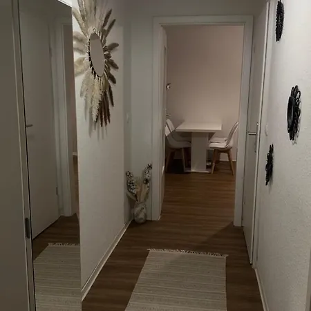 Am See/ Mit Einem Schlafzimmer, Kuche & Balkon * 드레스덴
